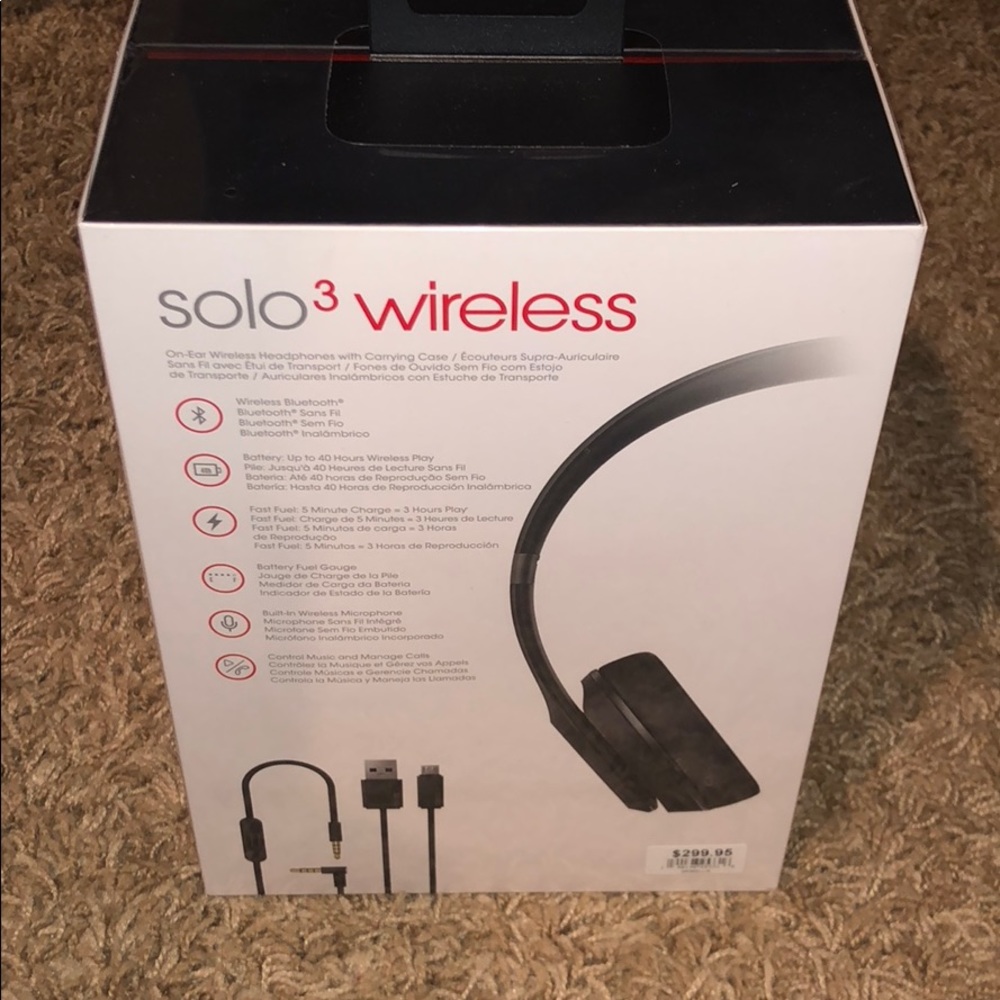 Beats Solo 3 Wireless - Picture 2 of 3